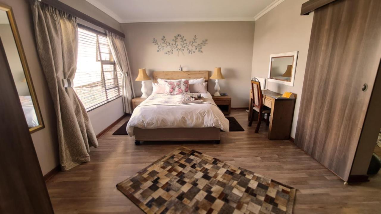 Klein Bosveld Guest House Witbank Exterior foto