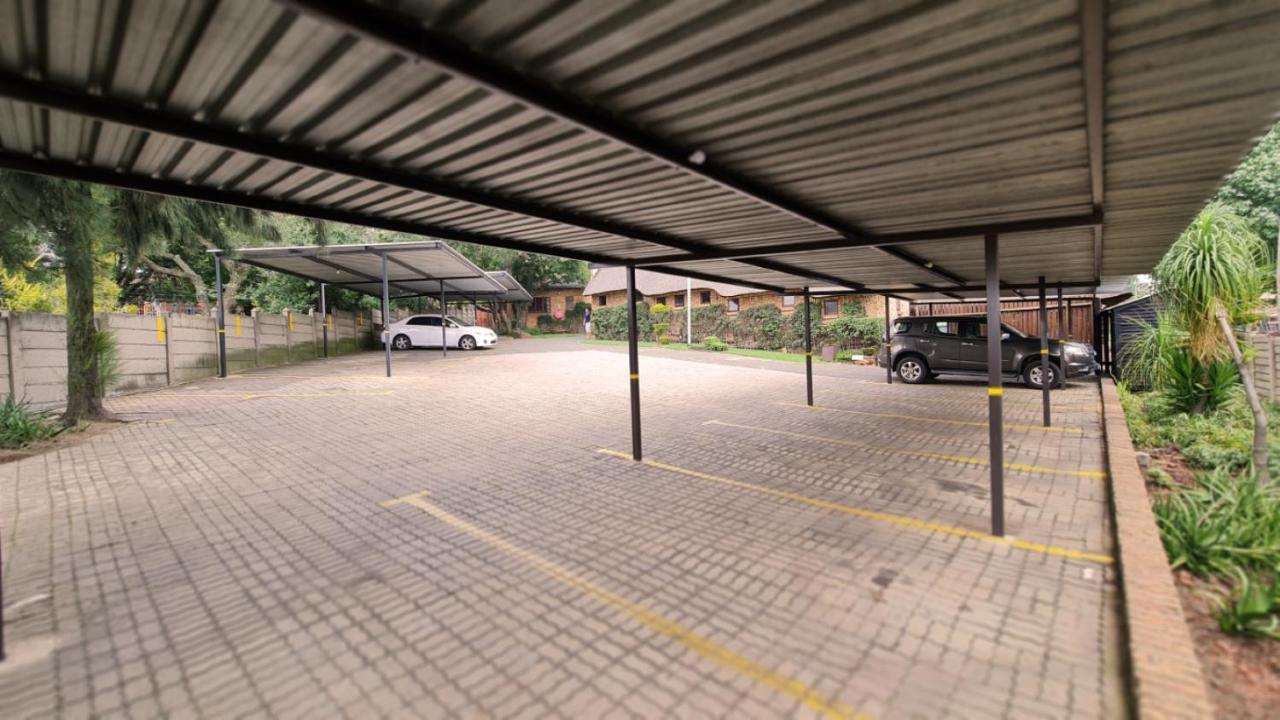 Klein Bosveld Guest House Witbank Exterior foto
